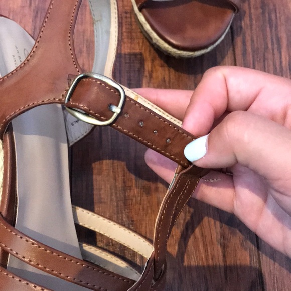 platform heels - Picture 9 of 11